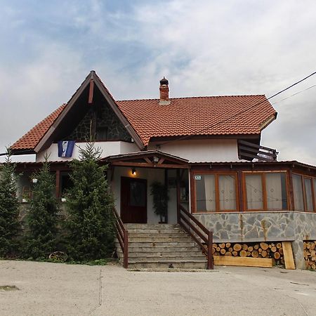 Pensiunea Taverna Bucium ยาช ภายนอก รูปภาพ
