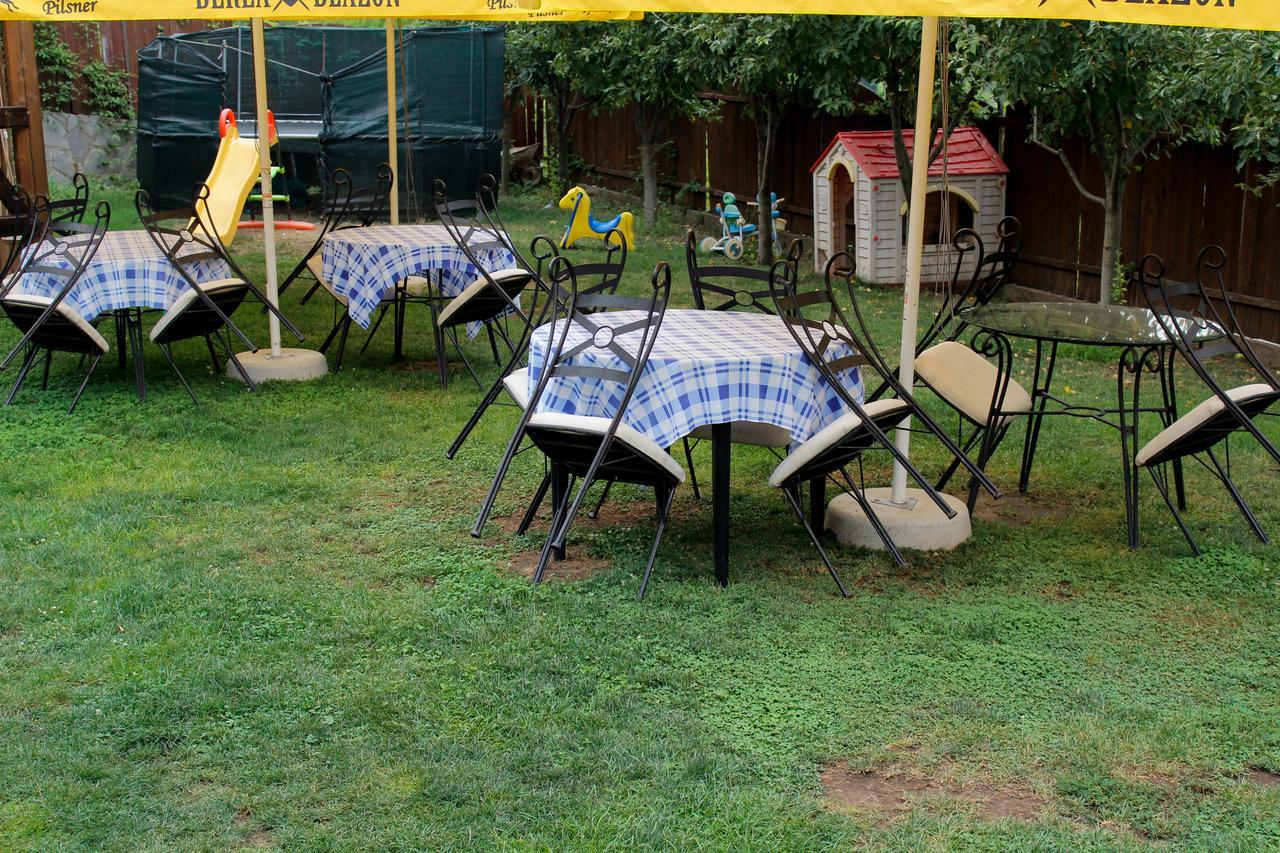 Pensiunea Taverna Bucium ยาช ภายนอก รูปภาพ